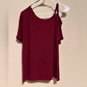 Kaileigh Burgundy Short Sleeve Top